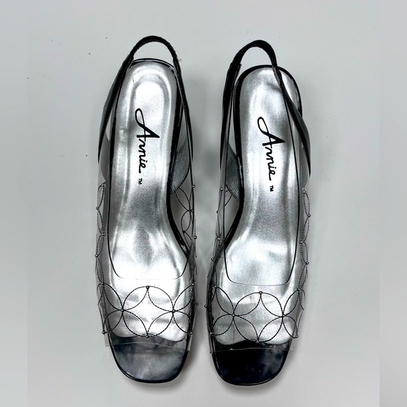 Annie Women’s Black Clear Block Dreas Heels - Picture 6 of 9